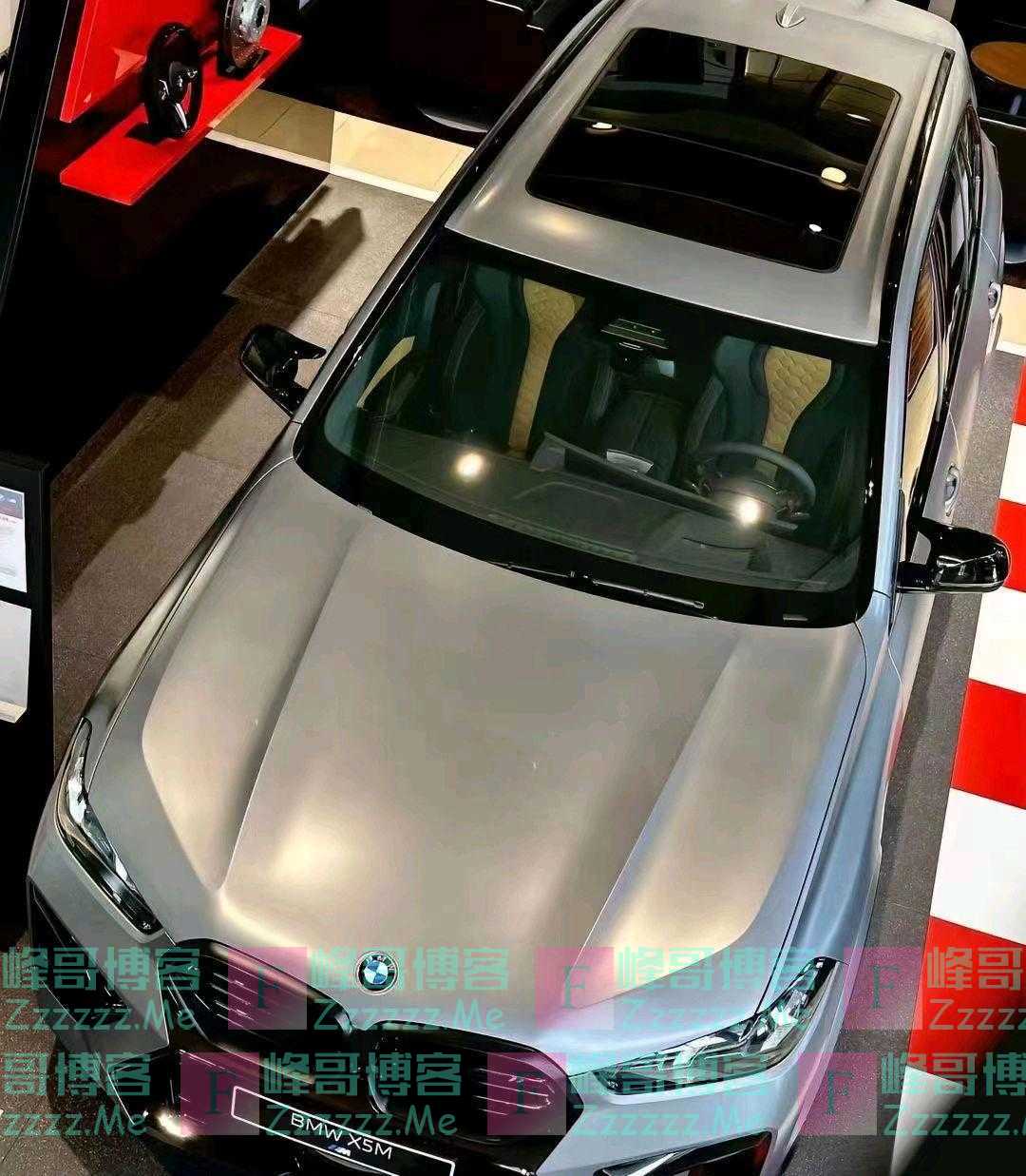 宝马X5M海外亮相,强大4.4T引擎+四驱,加速不足4秒,真霸气