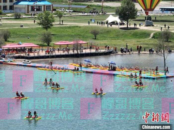 仲夏时节 “高原蓝宝石”青海湖美景引全国游客打卡