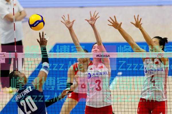 中国女排主帅蔡斌回应质疑：有议论很正常，但我坚定自己