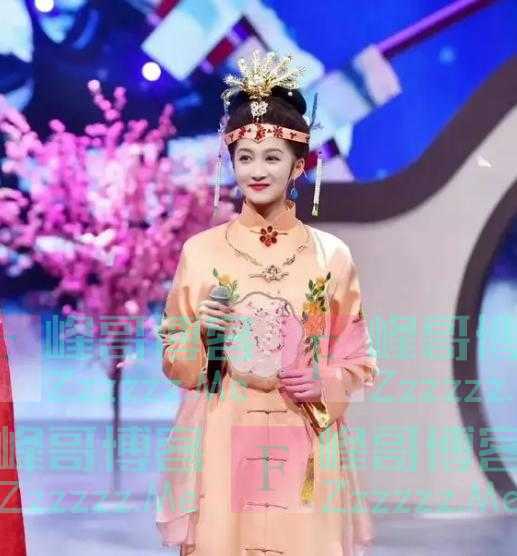 影版《红楼梦》翻车:黛玉像丫鬟,宝玉太现代,连关晓彤都被嘲了