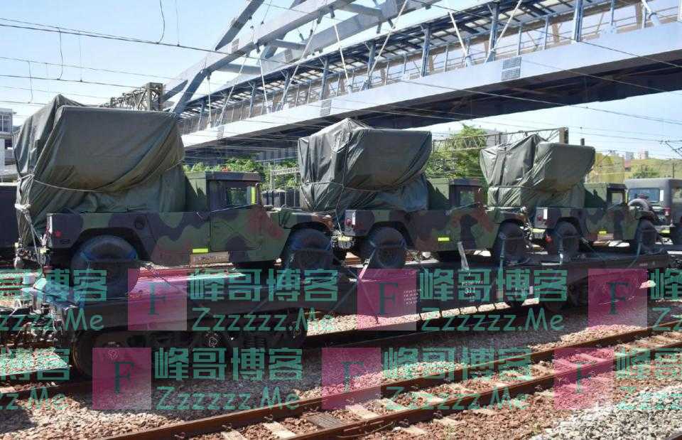 解放军围住台岛军演，美军黑人上将马上要升职，张口就要大力援台