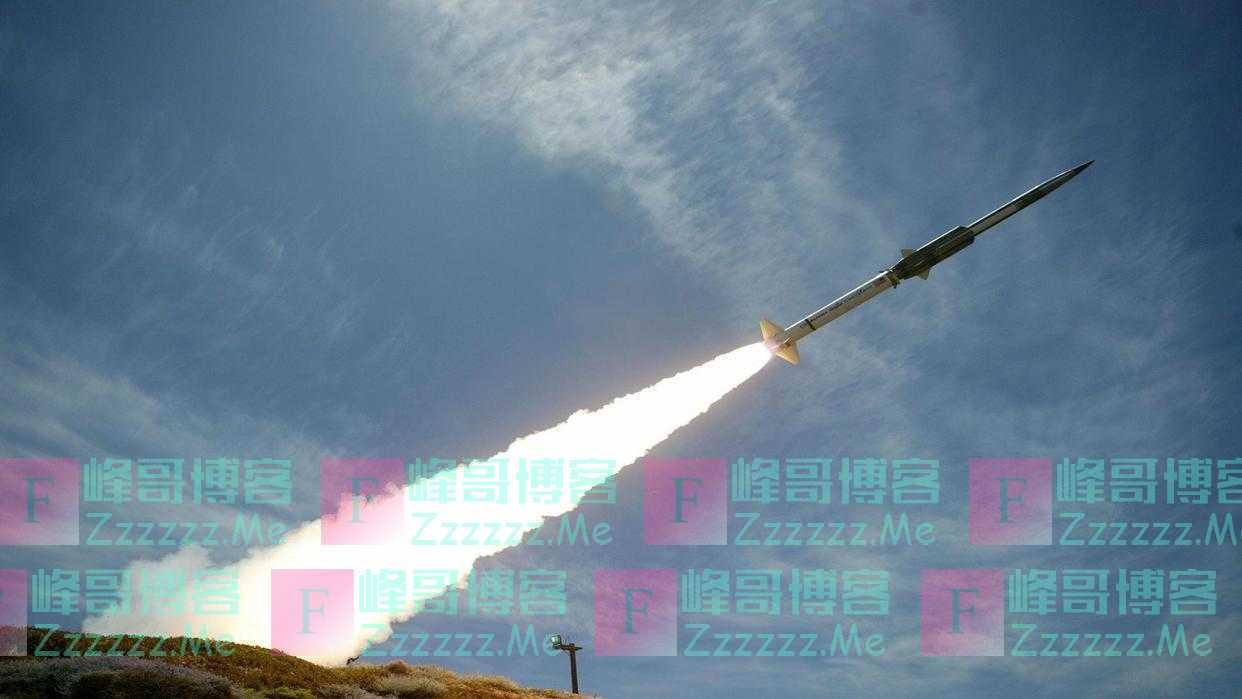 2枚导弹急速升空，俄军核战红线被突破，战火扩散至俄本土