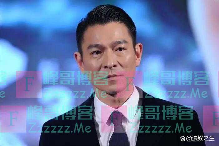 华晨宇和李宇春，两个“混子”歌手，在香港这一夜彻底现了原形