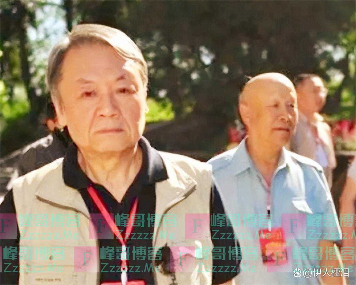 毛远新80岁,他走出秦城后来到韶山,含泪说:我有一个大遗憾