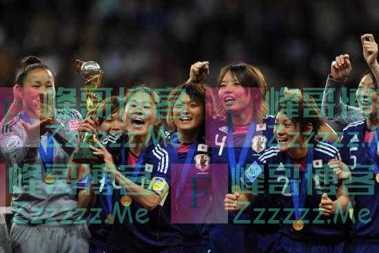0-1!世界冠军轰然倒下,自摆乌龙,中国女足世界杯对手陷入狂欢