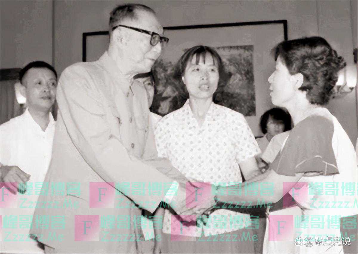 1957年，赫鲁晓夫问毛主席辞职后谁能接替，毛主席说了两个名字