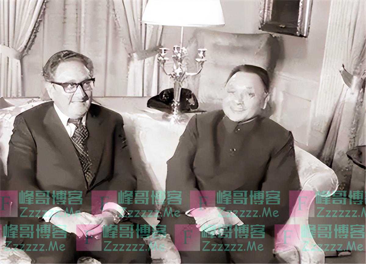 77年，万斯访华，提出三个无理的要求，邓公一句话让他闭嘴