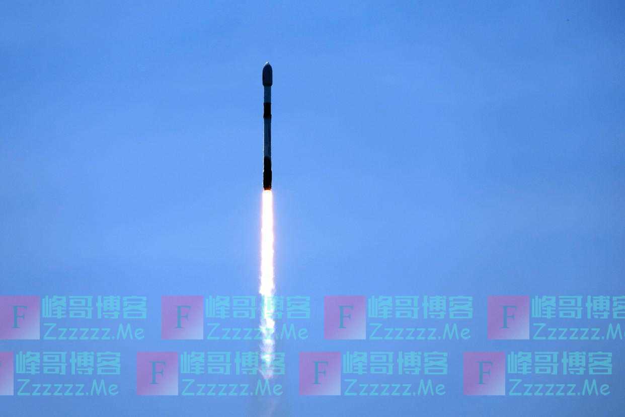 马斯克“猎鹰9”击穿电离层