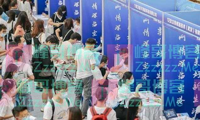 基辛格:2025年世界五强会洗牌,美国不再是第一,中俄排名很意外