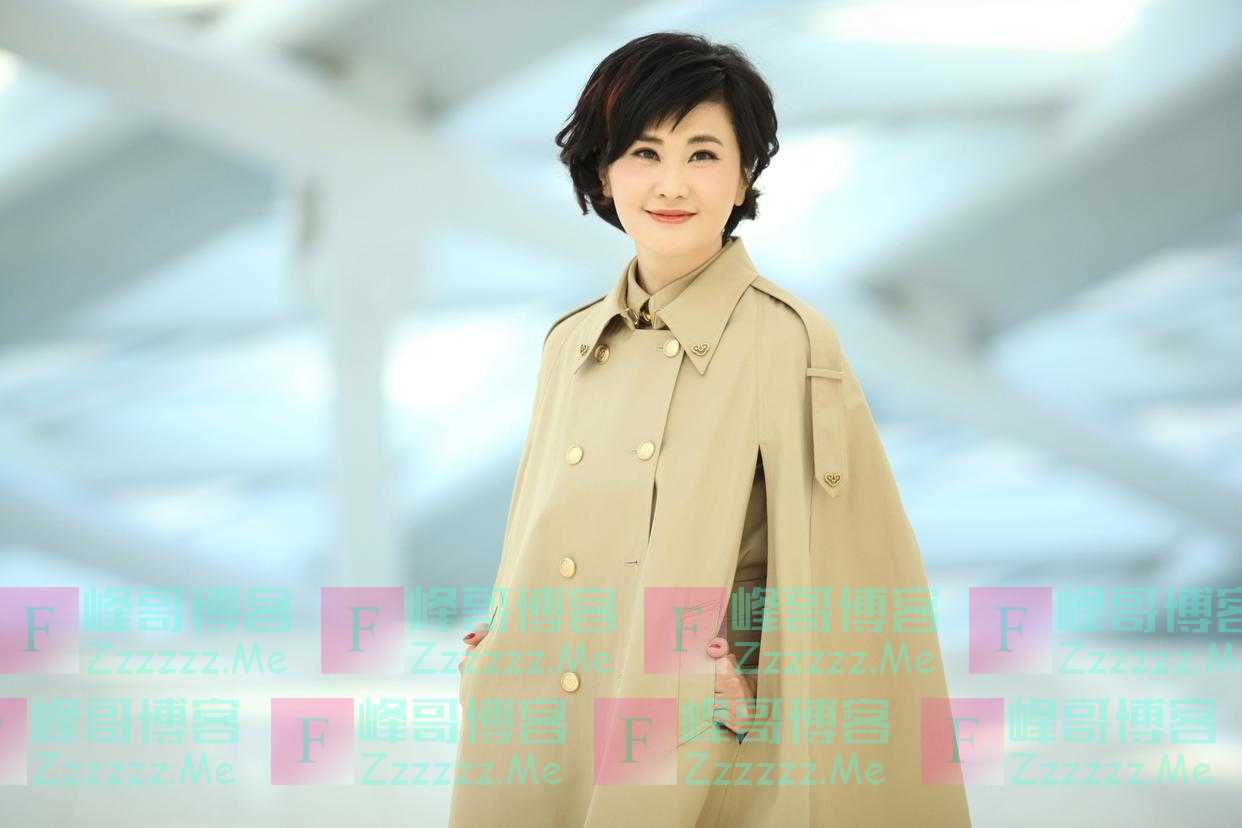 主持人吴小莉：与亲哥浙江相认，对方一贫如洗，她帮助亲哥了吗？