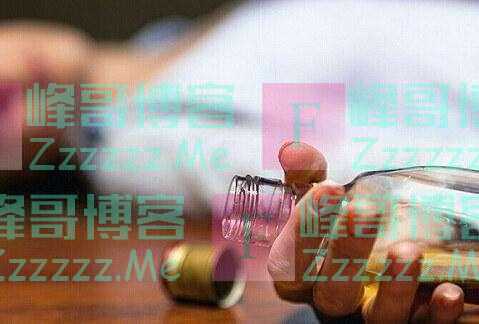 最伤肝的一种饮料，很多人不仅爱喝还上瘾！出现这7种症状，肝就坏了