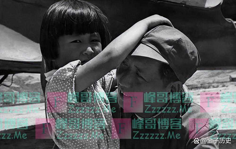 李讷晚年谈到李敏泪如雨下：最困难的时期，大姐一直偷偷给我塞钱