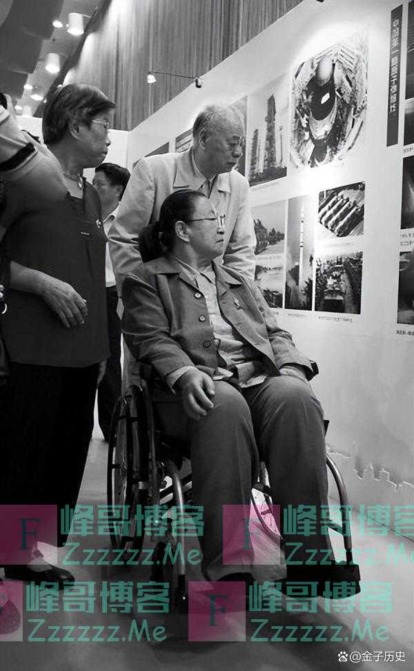 李讷晚年谈到李敏泪如雨下：最困难的时期，大姐一直偷偷给我塞钱