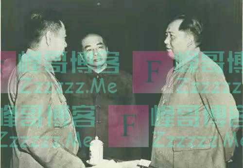 61年彭德怀回乡,与华国锋吃了顿饭,华国锋说:还是彭总看得长远