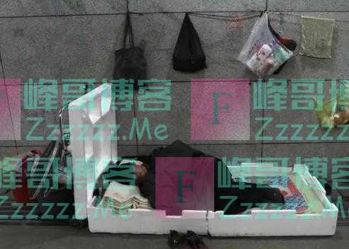 案例 湖南一老汉流浪41年，将8个女人锁在家中，强迫生下12个孩子