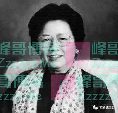 他是陈云的政治秘书，曾担任黑龙江省省委书记，侄女是著名歌唱家