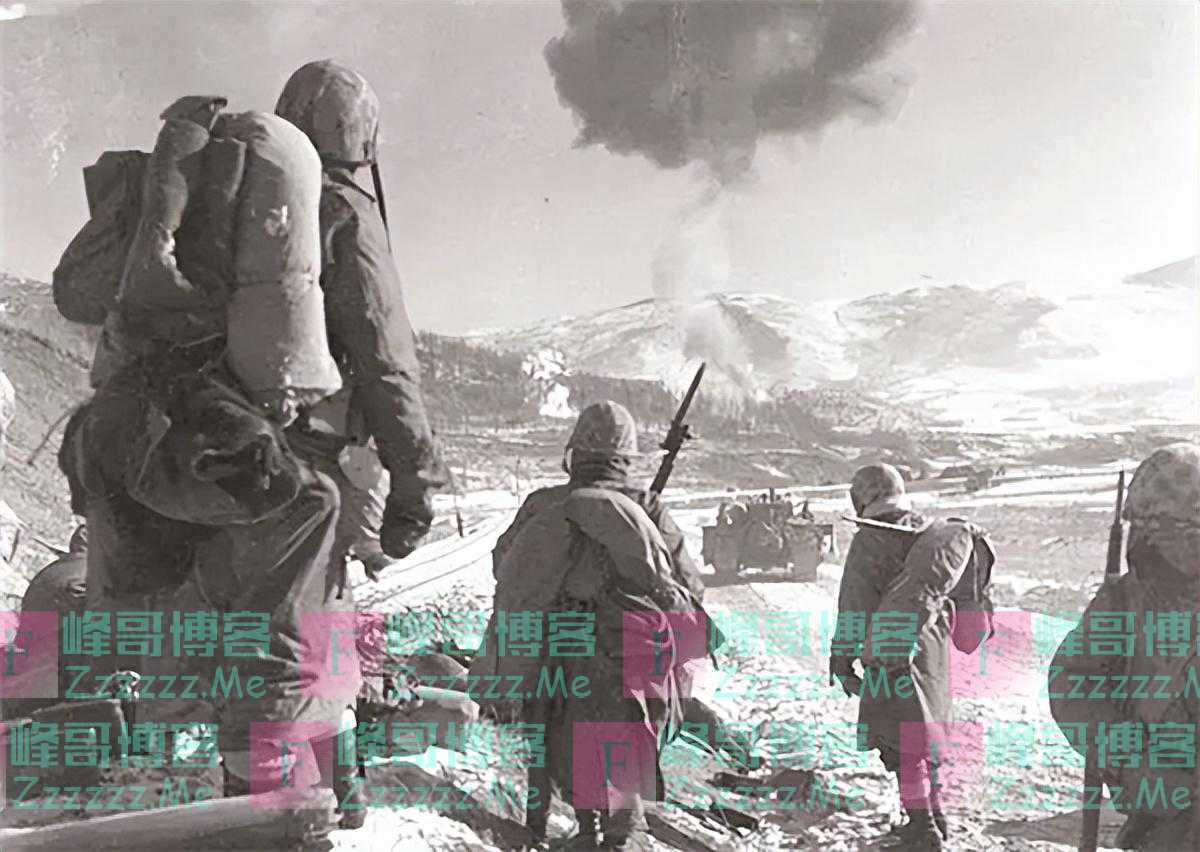 1955年毛岸英迁坟,一个朝鲜妇女拦下志愿军战士:这墓谁也不能动