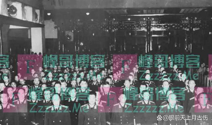 不满少将军衔,扬言要把勋章挂在狗尾巴上,毛主席:给你军区参谋