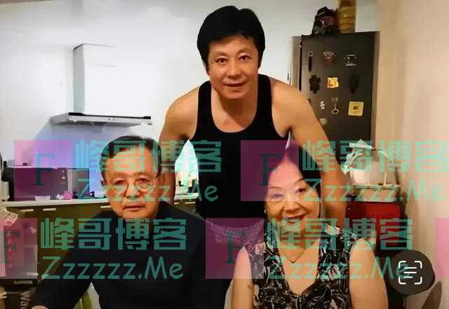 57岁老演员三代人定居美国：高调炫耀奢华生活，声称我奋斗我享受