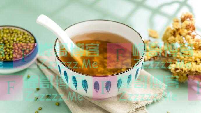 一碗绿豆汤下肚，40多岁男子脑梗死！夏天这些事一定别干