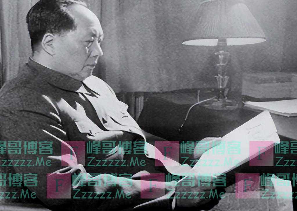 68年毛主席接见干部战士，发现李讷在场，当即问：李讷是哪级官呐