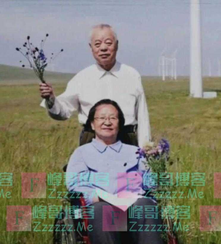 68年毛主席接见干部战士，发现李讷在场，当即问：李讷是哪级官呐