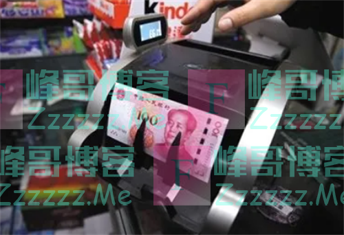 回顾广州女子取出假钱被柜员嘲讽,她一招反击,行长亲自登门道歉