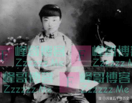 她18岁嫁给毛主席,勤劳俭朴温柔贤惠,建国后主席为她破了一次例