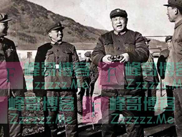 71年李德生主动认错，毛主席怒拍桌：你算谁？李德生却感动落泪