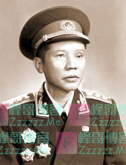 他是第一位辞职的开国上将,毛主席闻讯派聂帅去挽留,结果如何?