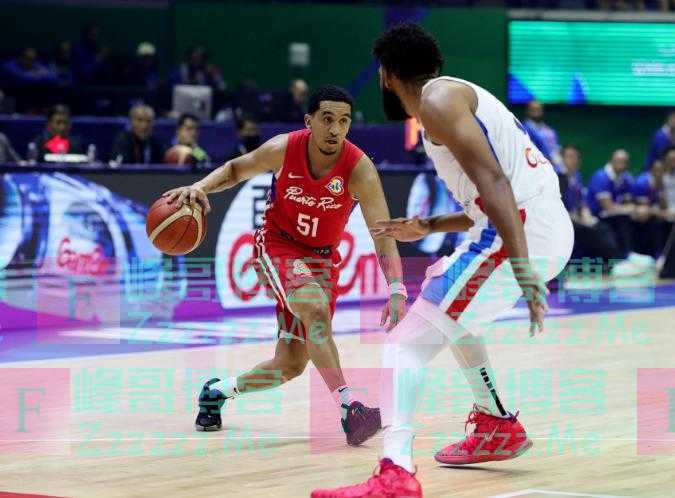 科普广东新援沃特斯:世界杯战中国22分穿裆周琦 单场37+7+11