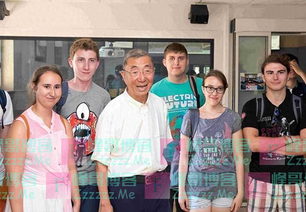 华人五位“世界级”科学家排名：钱老仅排第三，位居榜首的是谁