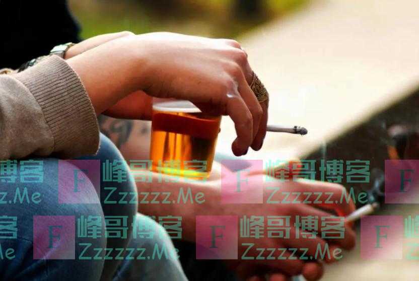 长期吸烟却又坚持喝茶的人，后来都咋样了？医生说出答案