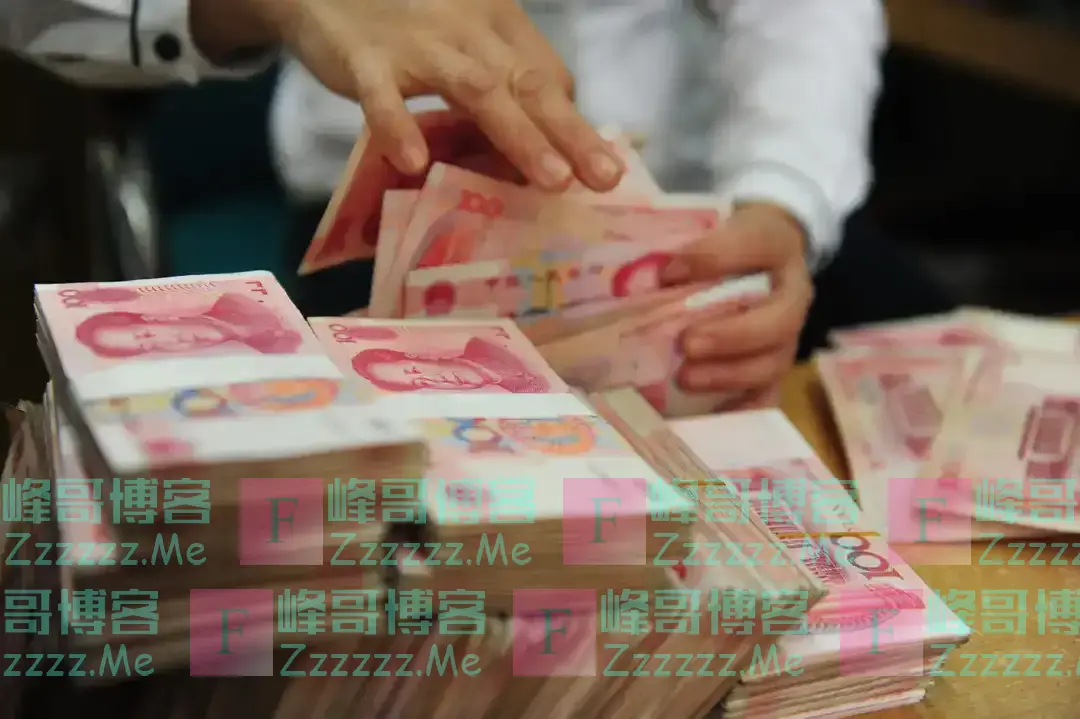 从明年开始,个人存款超过50万以上家庭,不得不面对“三大麻烦”