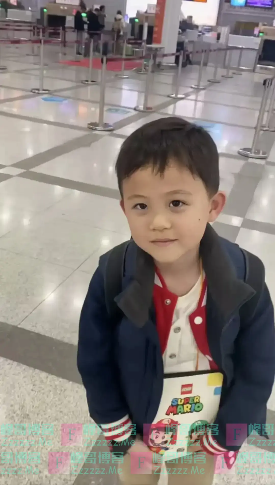 赖文峰近照：抽雪茄喝5万元的酒有点落寞，现任妻子比他小23岁