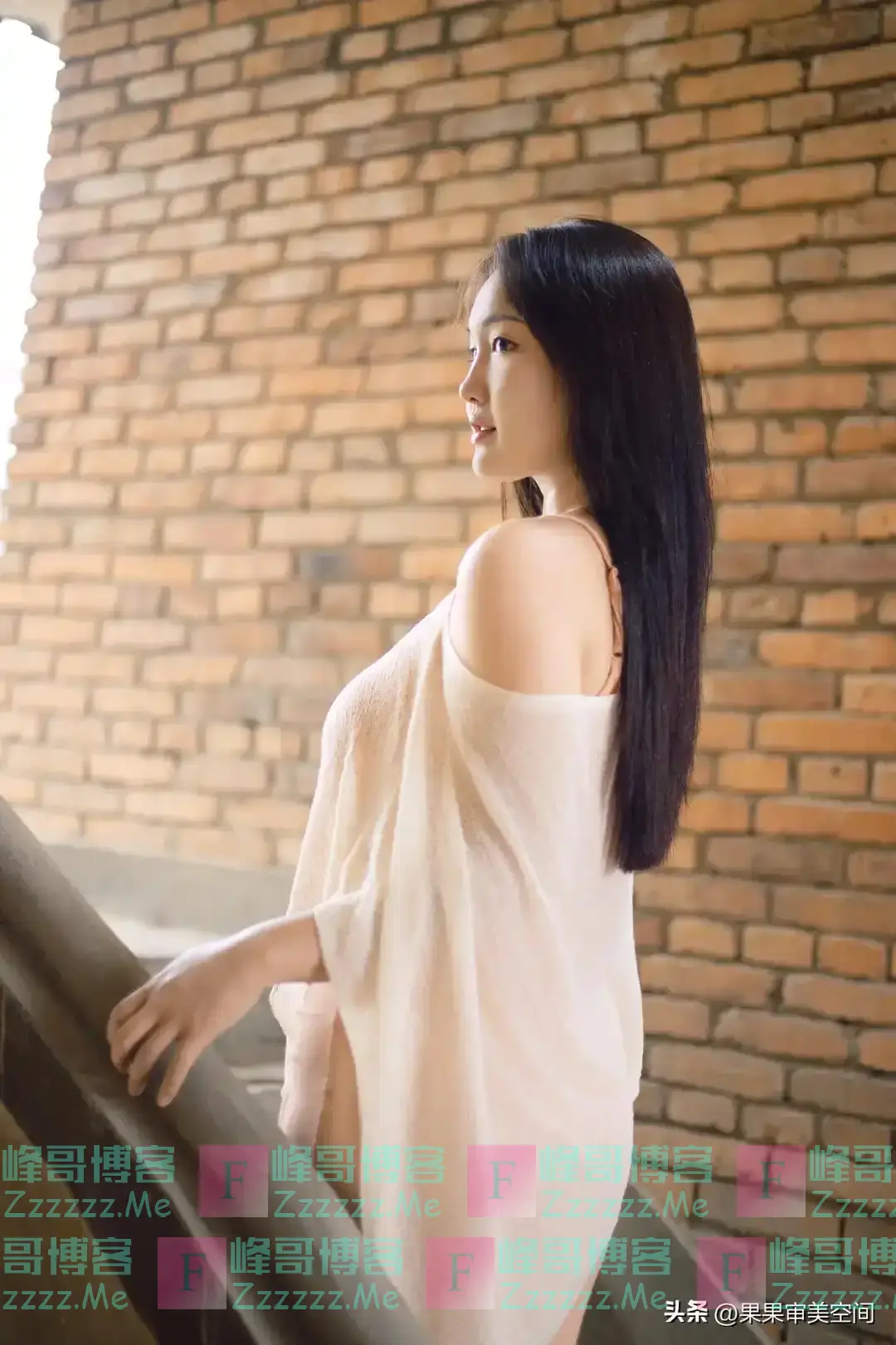 '130斤也能美出圈?不懂微胖穿搭的你,错过这些秘诀就亏大了!'