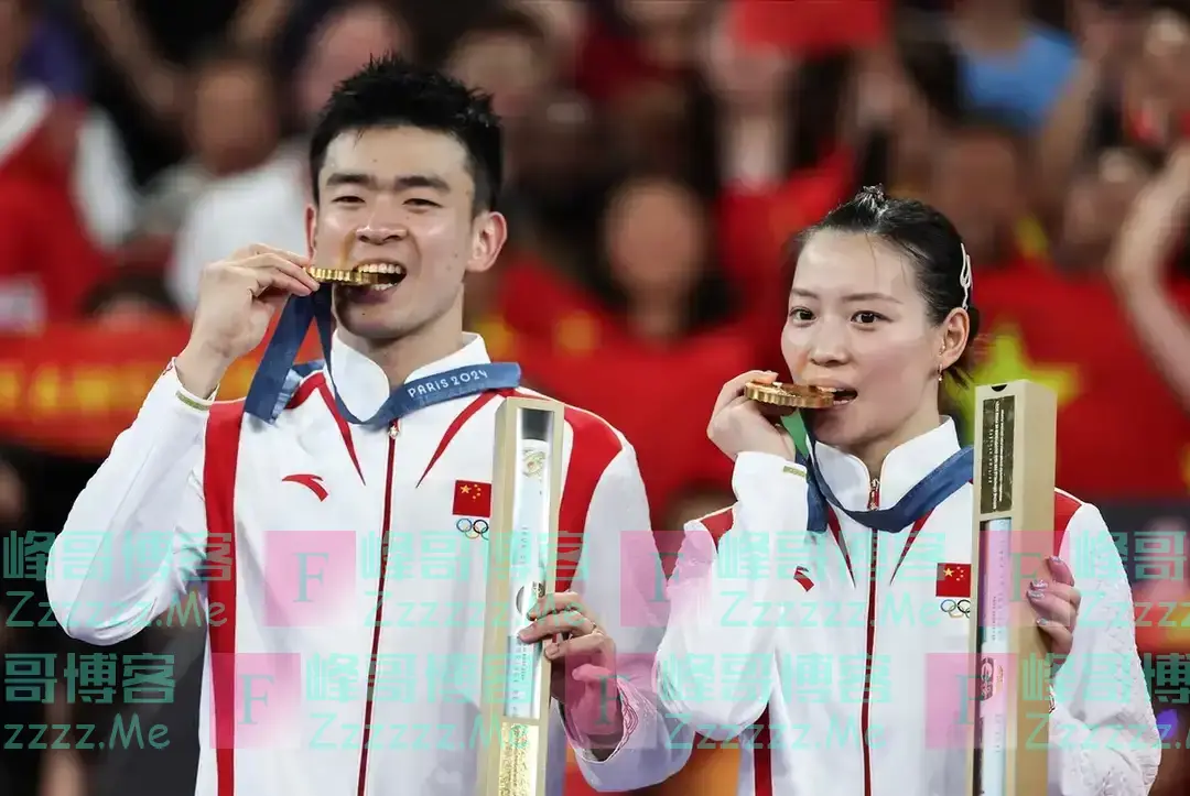奥运最新奖牌榜，中国队没在第一，一队银牌铜牌最多，格局不明朗