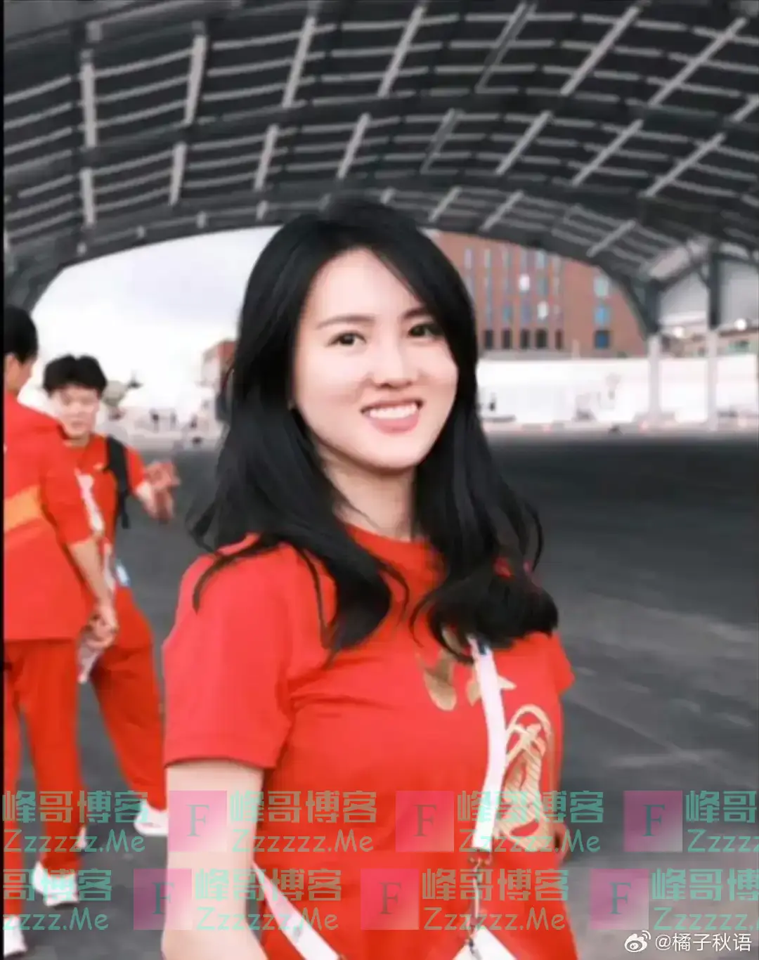 陈若琳和樊振东食堂合影曝光,网友:在一起!般配!