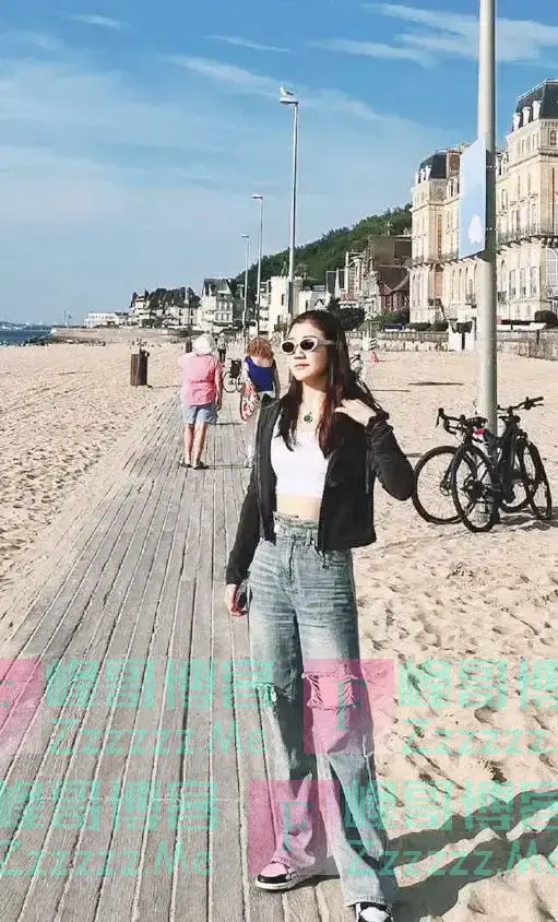 与赛场判若两人,这是陈梦?