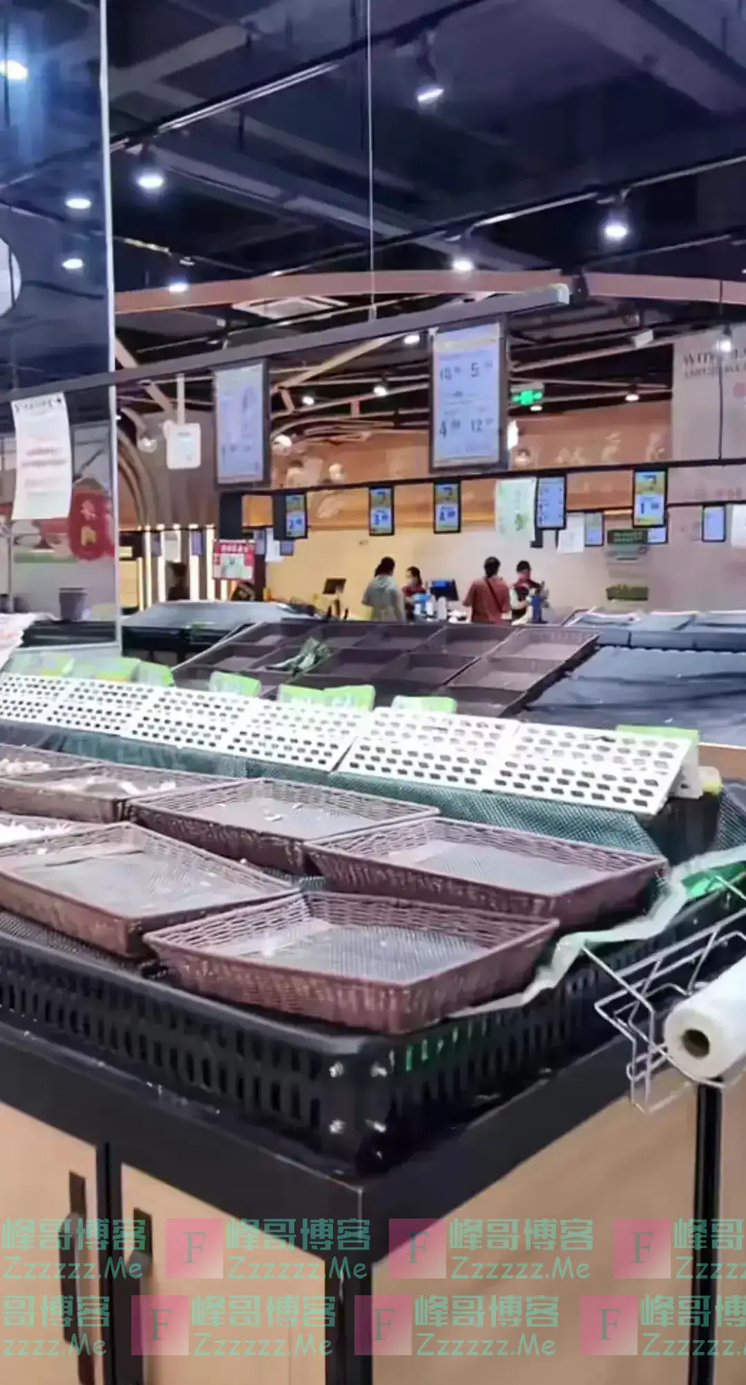 台风“摩羯”来了，广东进入打鸡血状态，果然很广东