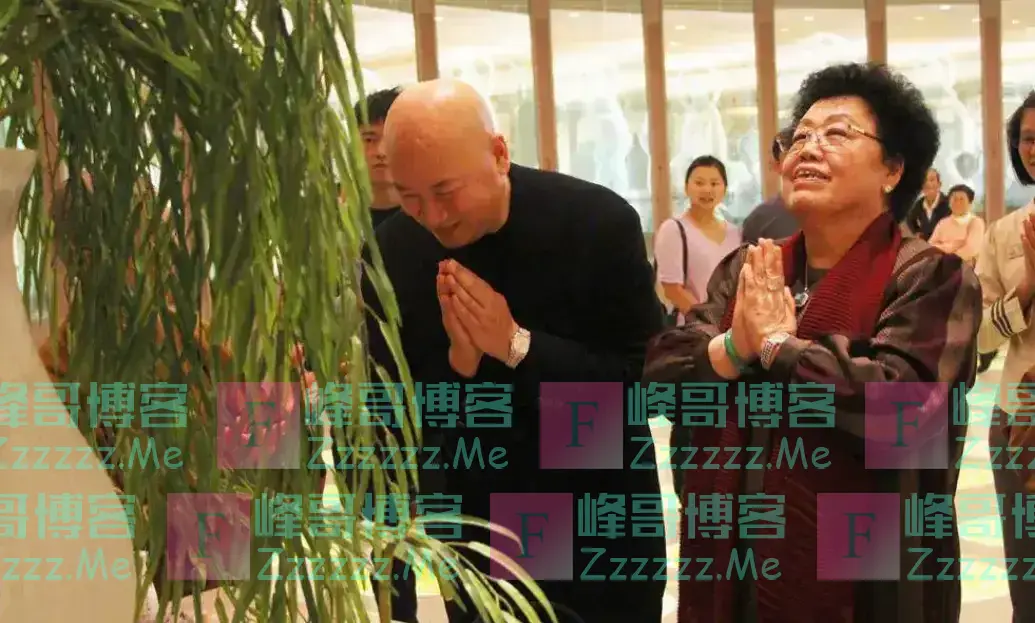 女首富陈丽华年轻照片曝光，网友：好美呀，怪不得唐僧会鞍前马后