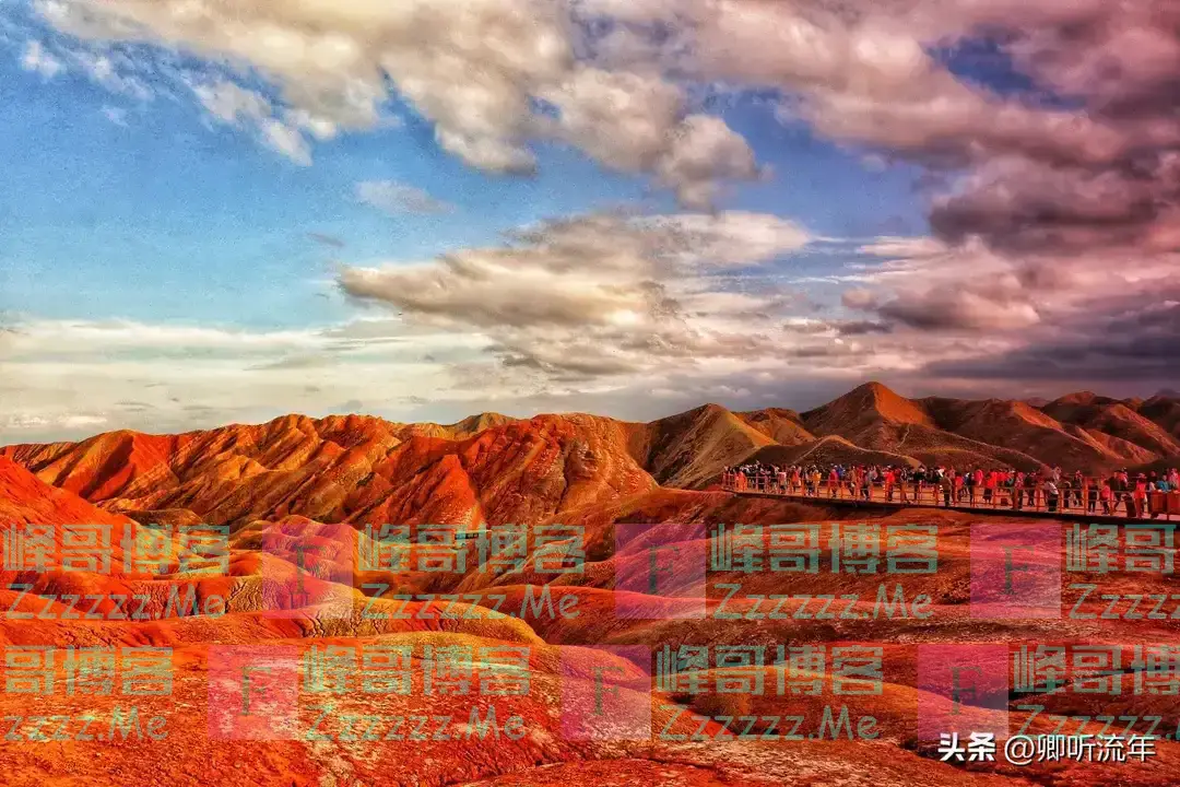 丹霞山,两块石头太像生殖器而走红,游客直言:大自然的鬼斧神工