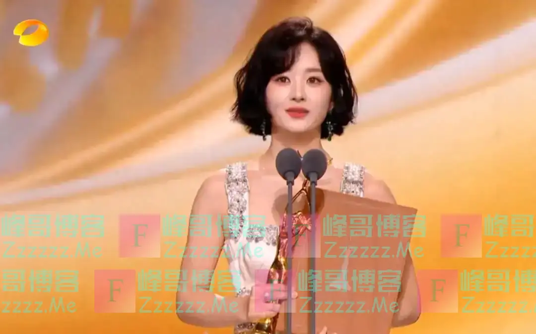 离婚3年后,37岁赵丽颖深夜发文,高调宣布喜讯,终于等到这一天