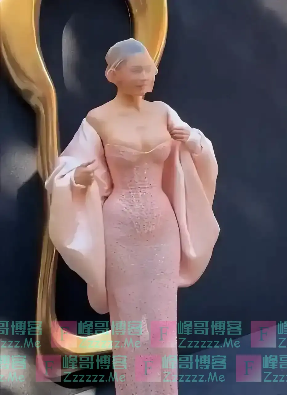 这跟不穿有啥区别？巴黎之夜“敢露”女星：肯豆、郭采洁、谷爱凌