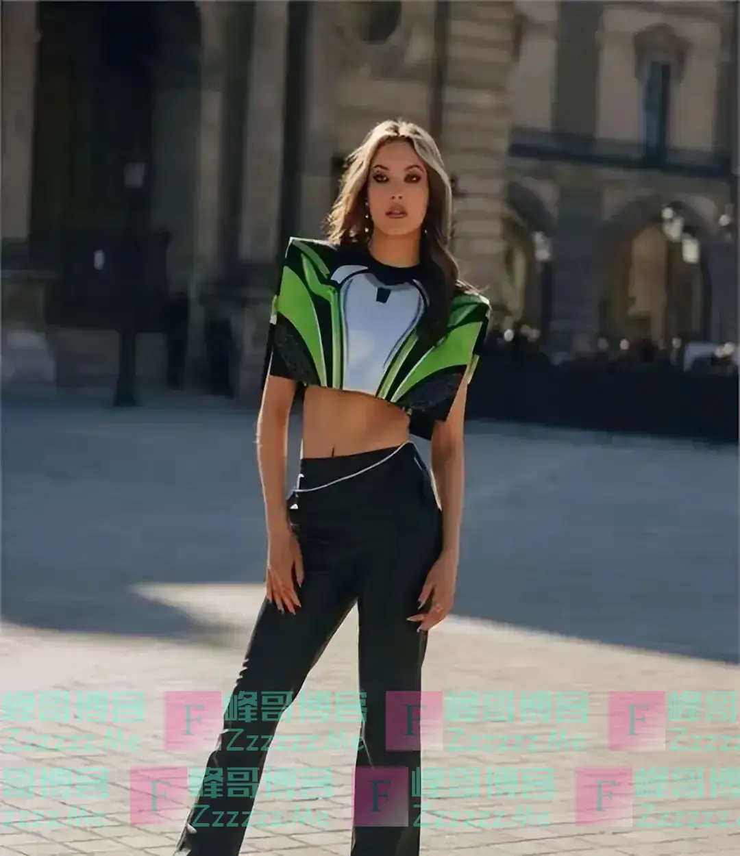 这跟不穿有啥区别？巴黎之夜“敢露”女星：肯豆、郭采洁、谷爱凌