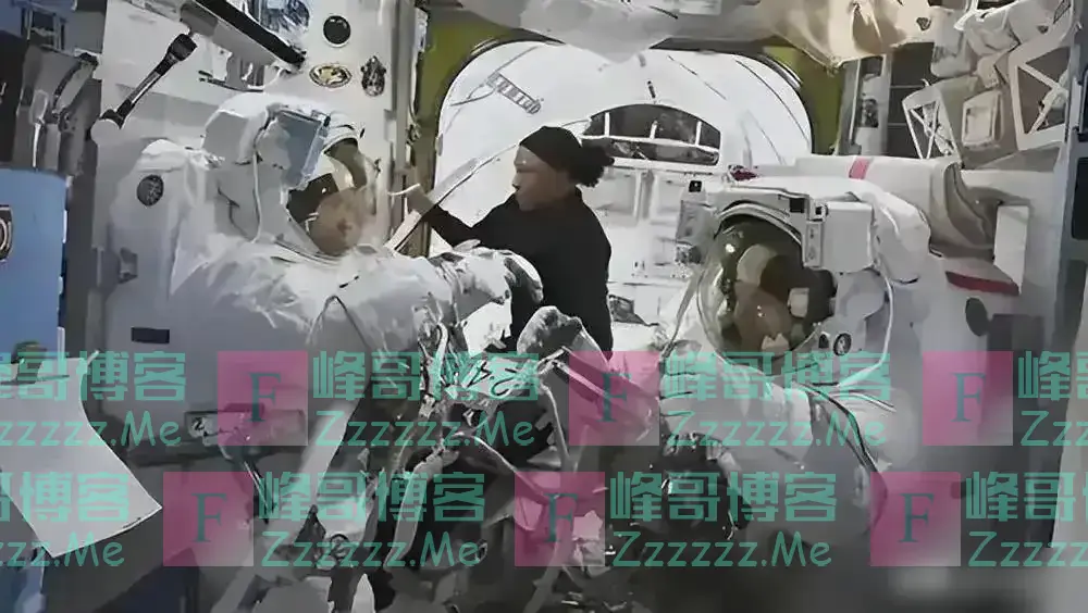 美国滞留太空的2位宇航员近照曝光，实在太惨，都瘦成皮包骨了！