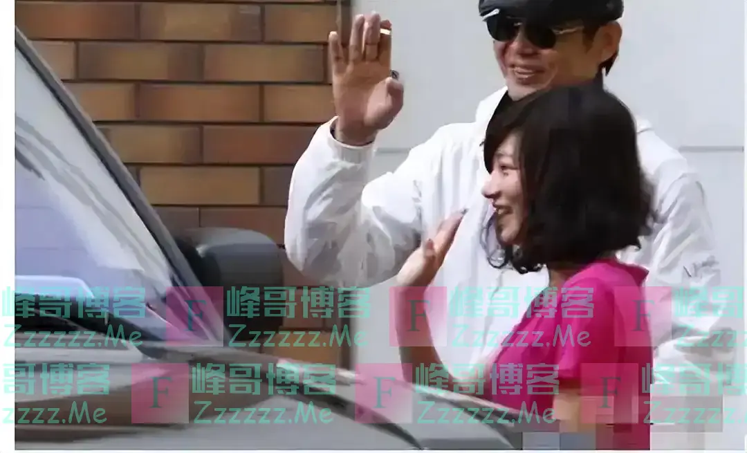 他是“央视败类”,抛弃妻子和董卿同居6年,14岁才知叔叔是亲爸