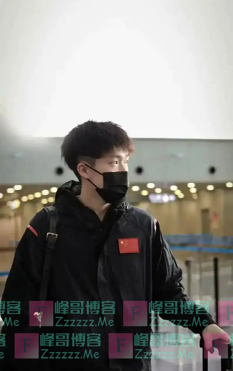 强烈建议，暂停王楚钦的所有比赛，他不应该再参加比赛了！