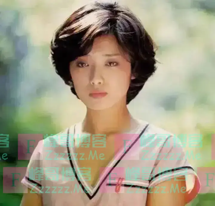 65岁山口百惠近况曝光!罗圈腿弯腰驼背,相比四十年前,变化太大