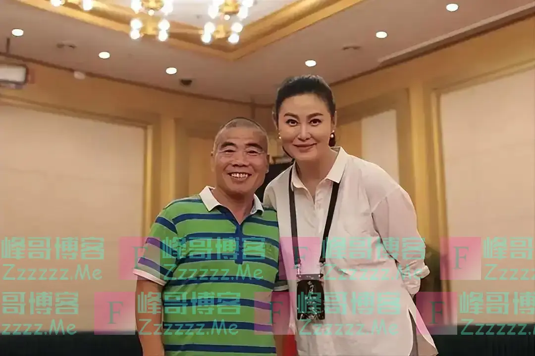 武大郎扮演者宋文华：身高1米4曾获武术冠军，娶了高30厘米的老婆